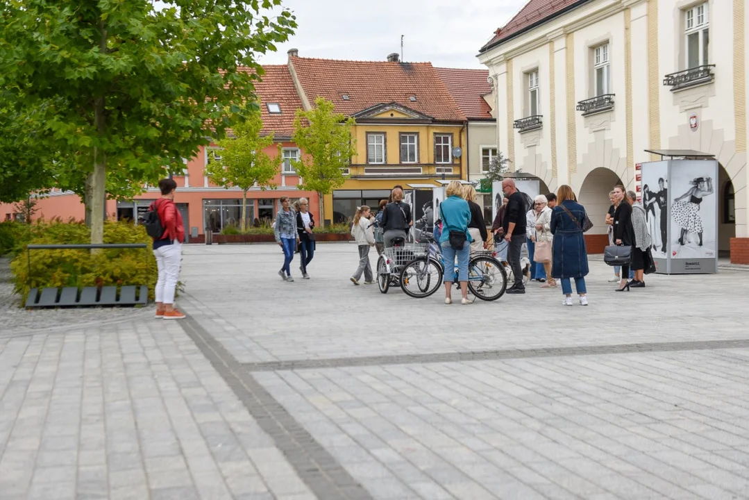 Pikieta w obronie schroniska dla zwierząt i ważna decyzja jarocińskich radnych