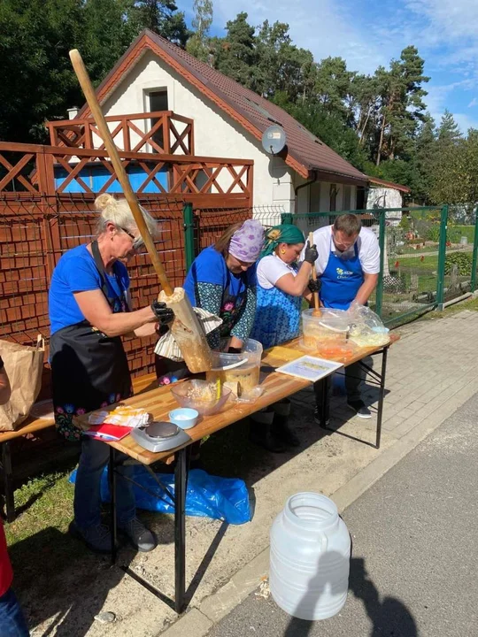 Konkurs kiszenia kapusty w Młynie nad Lutynią