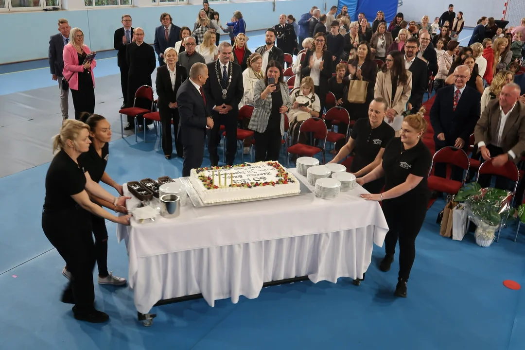 60-lecie szkoły w Nowym Mieście nad Wartą