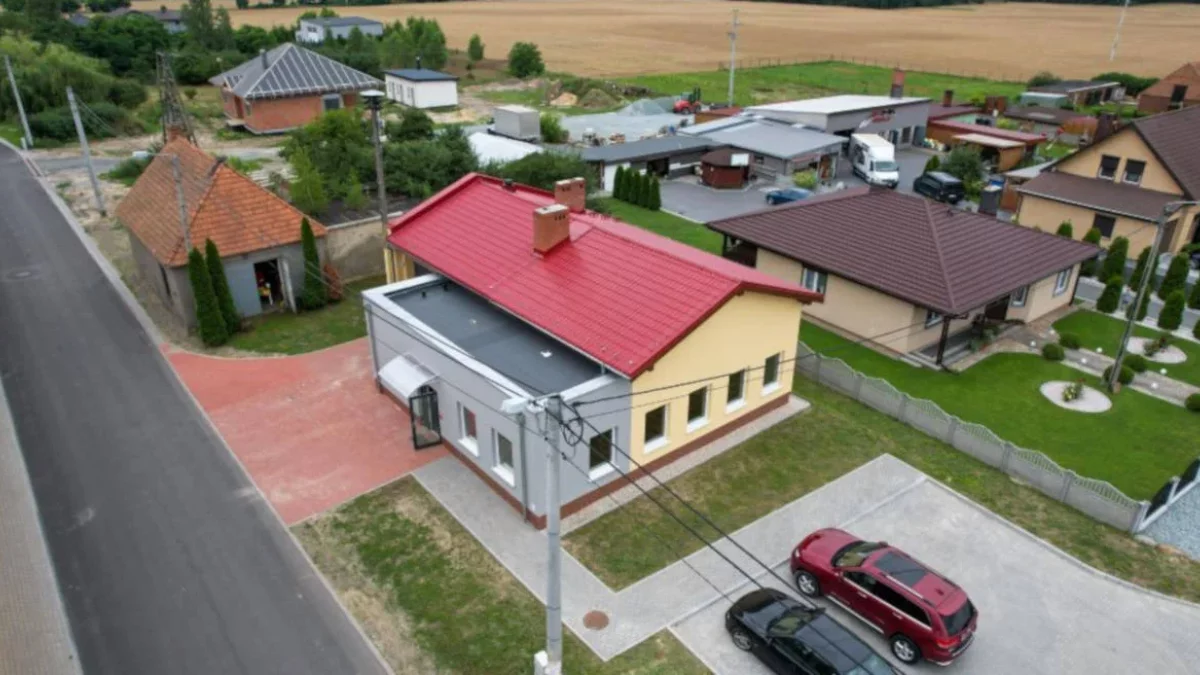 Ile pieniędzy przynoszą sale wiejskie w gminie Jarocin i z czego? Mamy konkretne dane