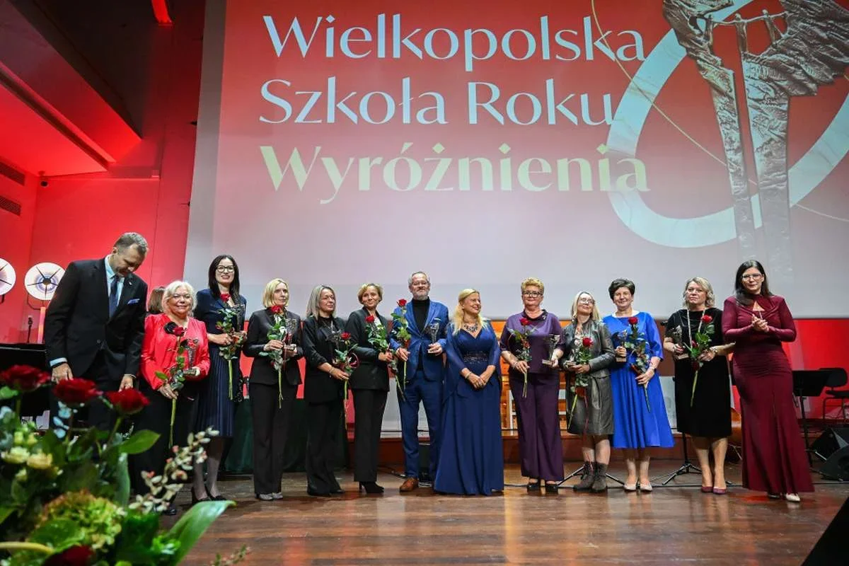 Jarocińska „czwórka” z prestiżowym wyróżnieniem. Co to oznacza dla szkoły? [ZDJĘCIA]